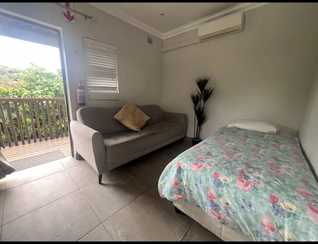 7 BEDROOM HOUSE FOR SALE IN BALLITO CENTRAL